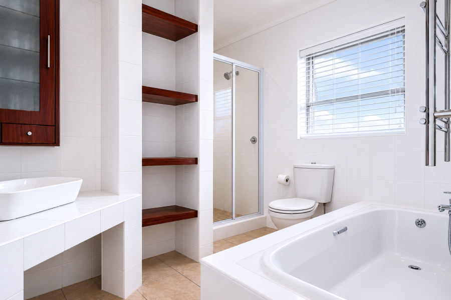 3 Bedroom Property for Sale in Camps Bay Western Cape